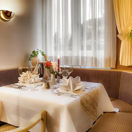 Hotel Rosenhof Bei Bamberg 3*